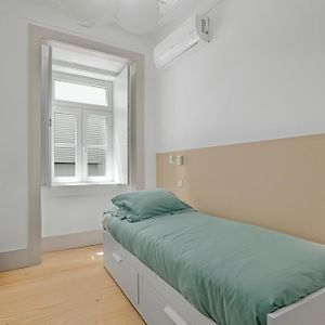 Appartement à 2 Chambres à Coucher