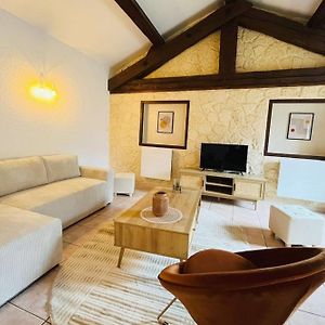 Appartement à 3 Chambres à Coucher