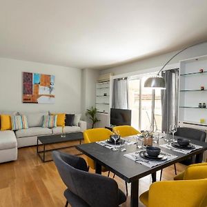 Yestayhomes Two Bedroom Apartment Aristipou