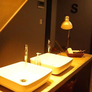Dormitory Room Mixed