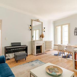 Appartement à 2 Chambres à Coucher