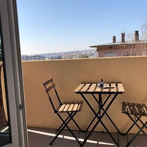 Appartement à 3 Chambres à Coucher