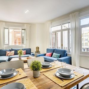 Appartement à 3 Chambres à Coucher