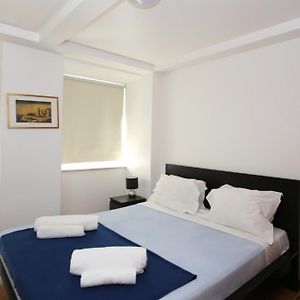 Quiet Prince Apartments