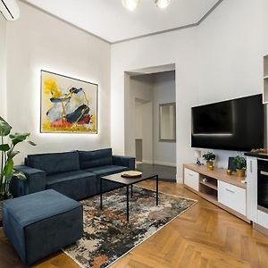 Appartement à 3 Chambres à Coucher