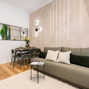 Appartement à 2 Chambres à Coucher
