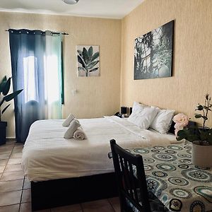 Cozy Apartments Mc Queen