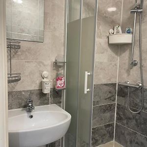 Private Bathroom Single Room