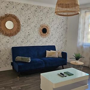 Appartement à 2 Chambres à Coucher