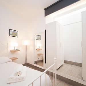 King Of Rome Studio Apartment Buddyrent