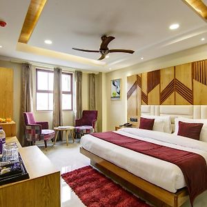 The Leena Interntional-New Delhi