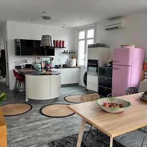 Appartement à 2 Chambres à Coucher