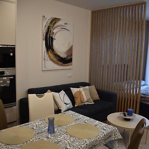 Elegant Residence Near Bratislava Downtown