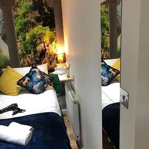 Euston Central Private Bedrooms 119A 4-7