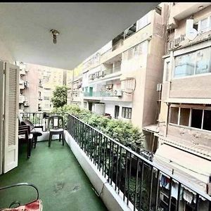 Appartement à 3 Chambres à Coucher