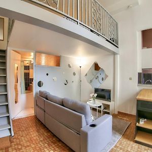 Appartement à 2 Chambres à Coucher