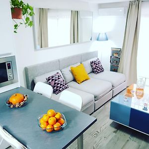 Appartement à 2 Chambres à Coucher