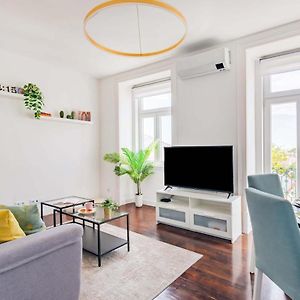 Appartement à 2 Chambres à Coucher