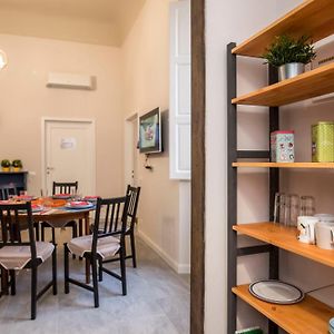 Appartement à 3 Chambres à Coucher