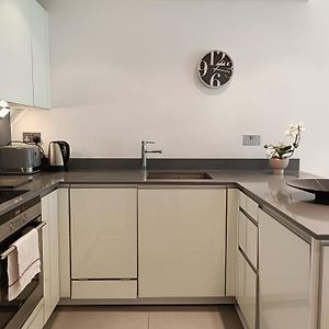 Appartement à 2 Chambres à Coucher