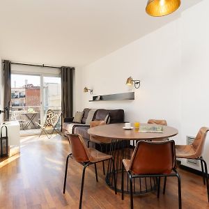 Appartement à 2 Chambres à Coucher