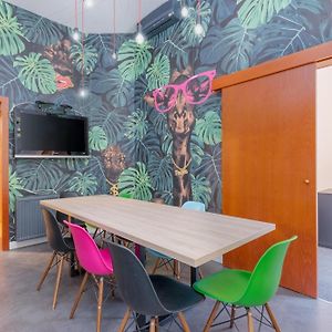 FACES of Jungle-luxurios design in vibrant centre