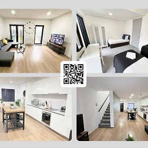 Appartement à 2 Chambres à Coucher