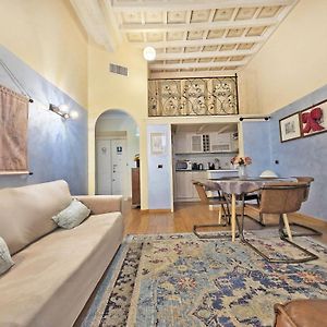 Splendid Home Pantheon