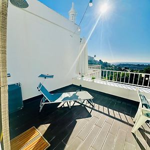 Ocean View Skyline Apartment ‚Hakuna Matata'