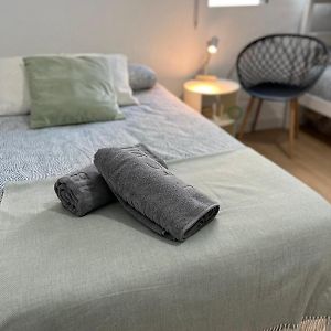 Appartement à 3 Chambres à Coucher aux Étages Supérieurs
