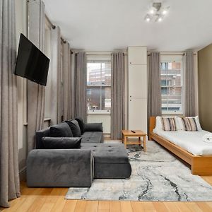Studio de Luxe