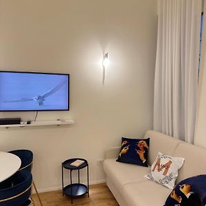 Private Apartment With Wi-Fi Milano City Near Duomo Atena