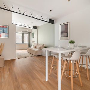 Appartement à 2 Chambres à Coucher