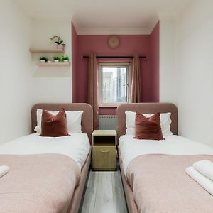 Appartement à 3 Chambres à Coucher