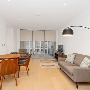Appartement à 2 Chambres à Coucher