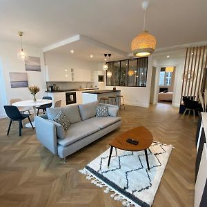 Appartement à 2 Chambres à Coucher
