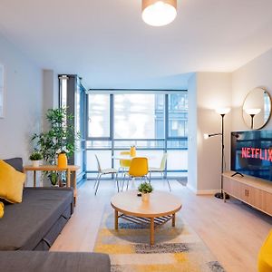 Appartement à 2 Chambres à Coucher