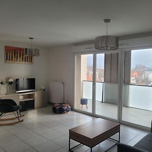 Appartement à 2 Chambres à Coucher