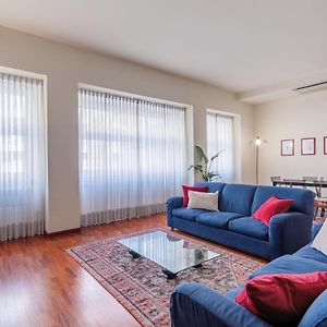 Appartement à 3 Chambres à Coucher