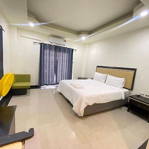 Buddy Hotel