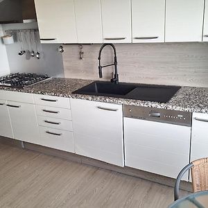 Deluxe Condominium With Ocean View