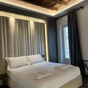 Davinci Apartament Near Duomo