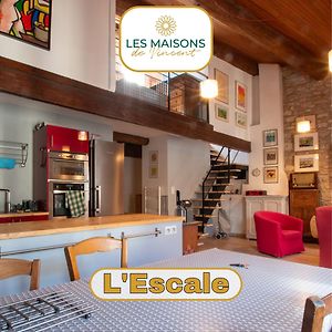 La terrasse face au théâtre