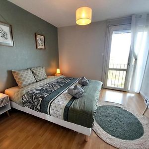 Appartement à 2 Chambres à Coucher
