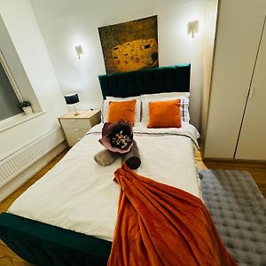 Cozy Family-Friendly 2 Bedroom Flat In Kingscross, St Pancras!