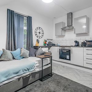 Cozy Apartment Near Hospital And City Centre