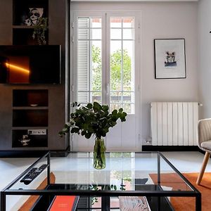 Appartement à 2 Chambres à Coucher