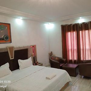 Appartement à 3 Chambres à Coucher