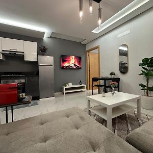 Appartement à 2 Chambres à Coucher