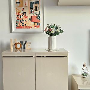 Appartement à 2 Chambres à Coucher